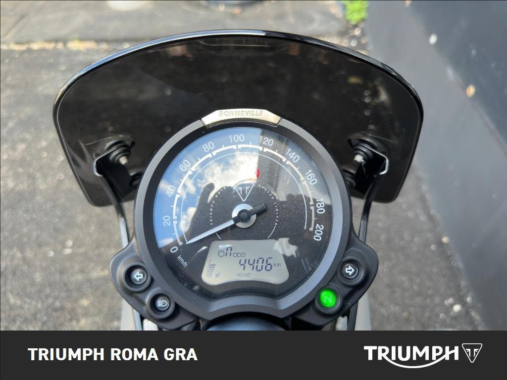 TRIUMPH Street Twin 900 