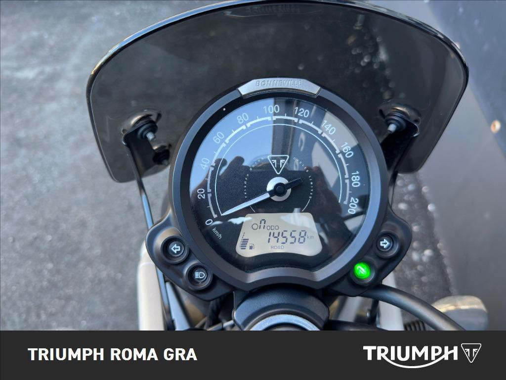 TRIUMPH Street Scrambler 900 