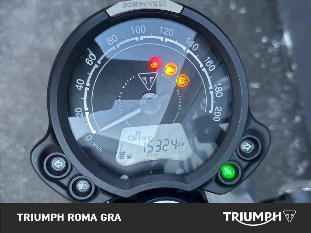 TRIUMPH Street Twin 900 