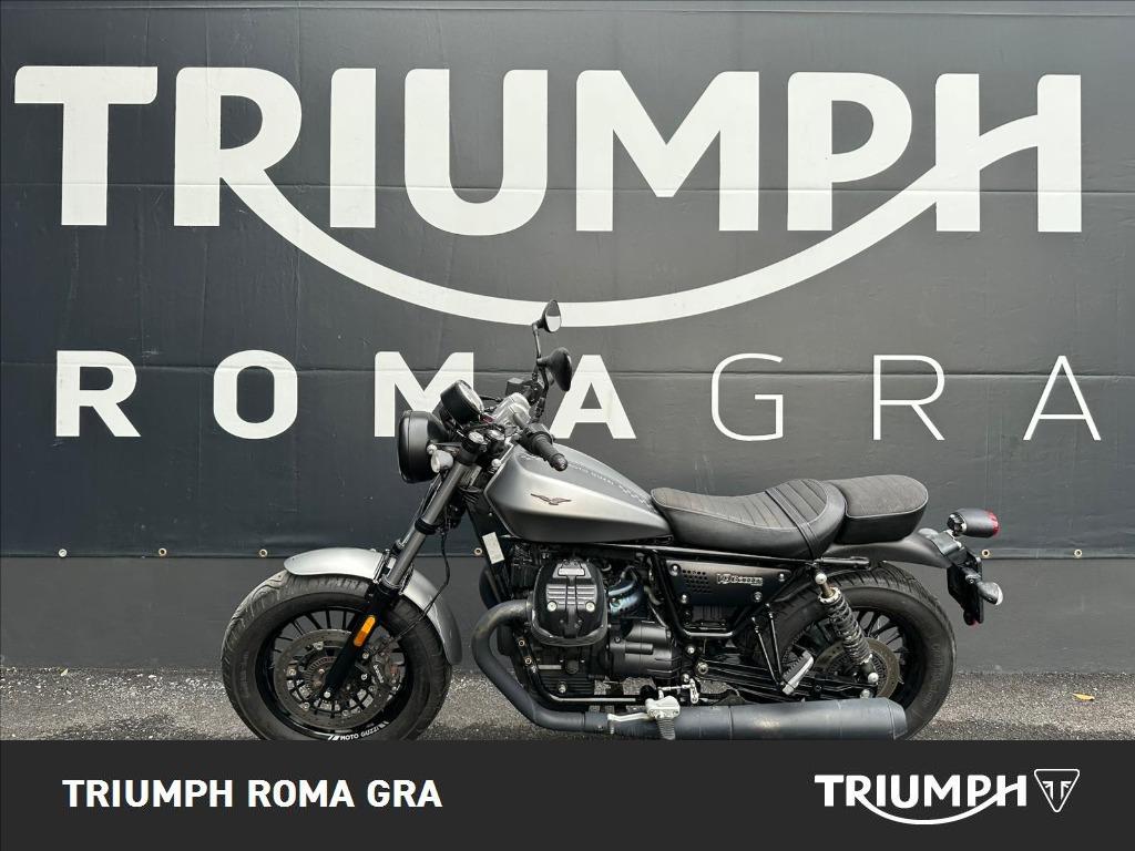 MOTO GUZZI V9 850 Bobber