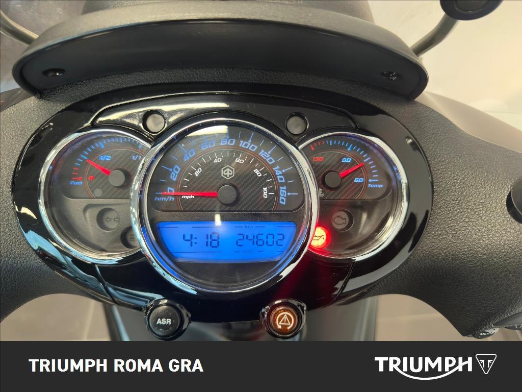 PIAGGIO Beverly 300 ie Police Abs-asr