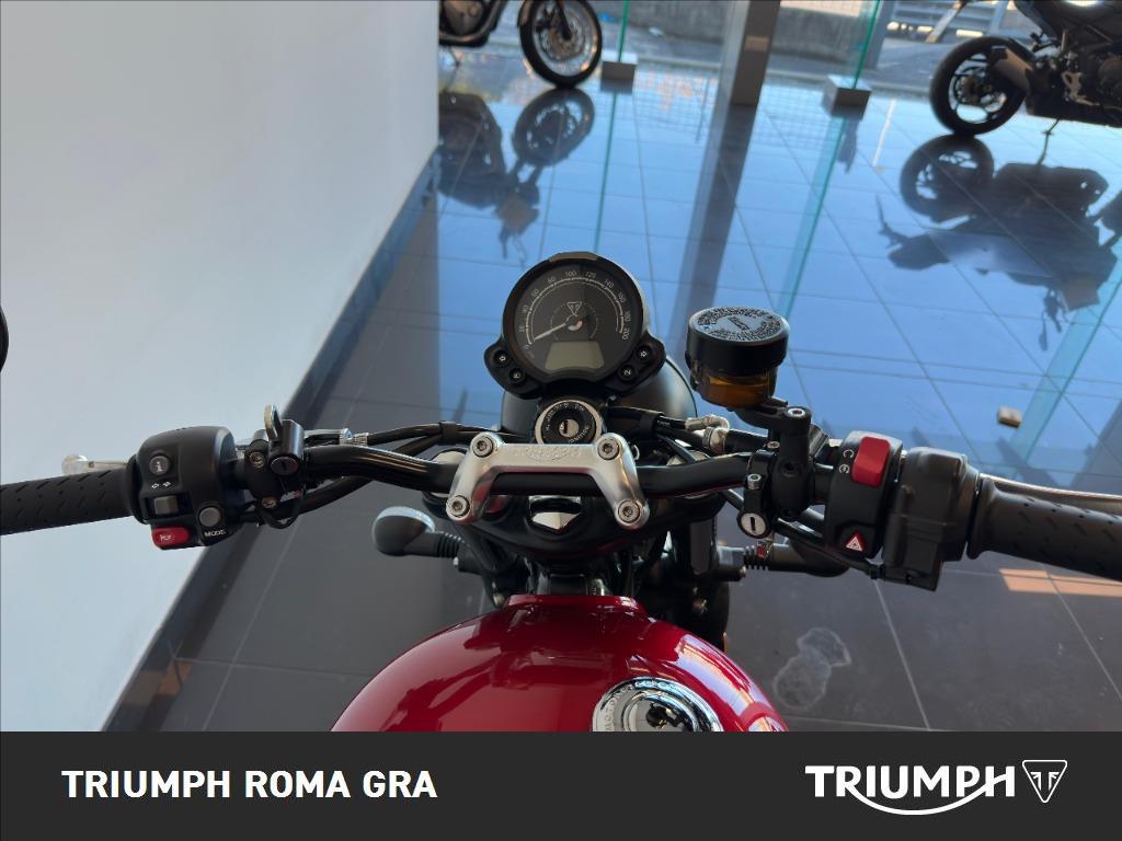 TRIUMPH Street Twin 900 