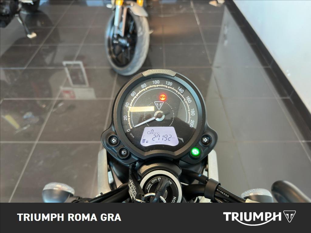 TRIUMPH Street Twin 900 