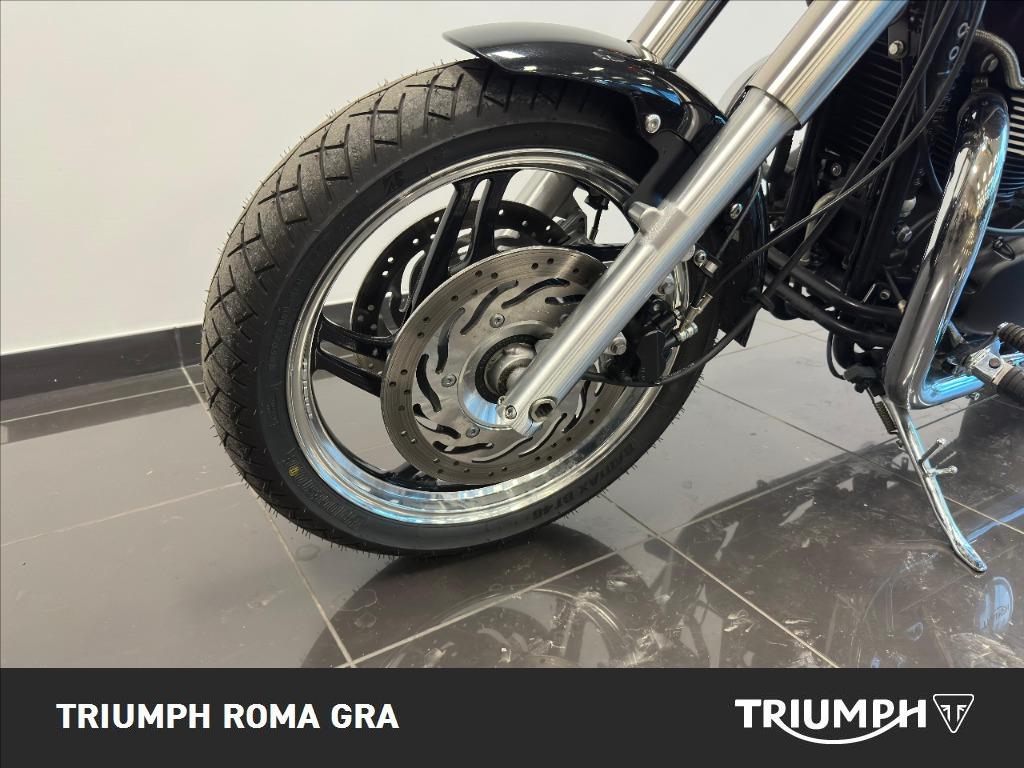 TRIUMPH Speedmaster 865 