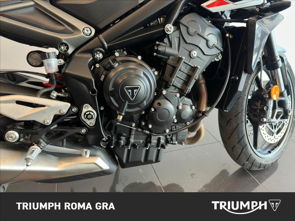 TRIUMPH Street Triple 765 R