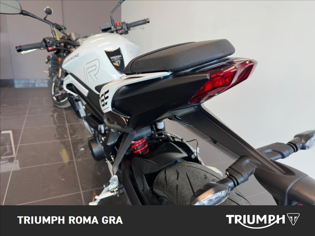 TRIUMPH Street Triple 765 R