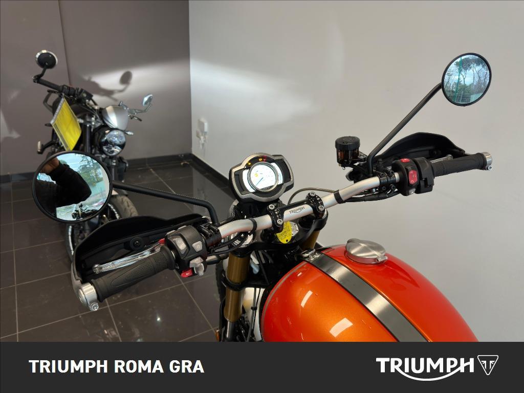 TRIUMPH Scrambler 1200 XE Baja Orange/Phantom Black Abs