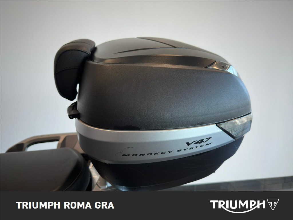 BMW C 400 GT Triple Black Abs