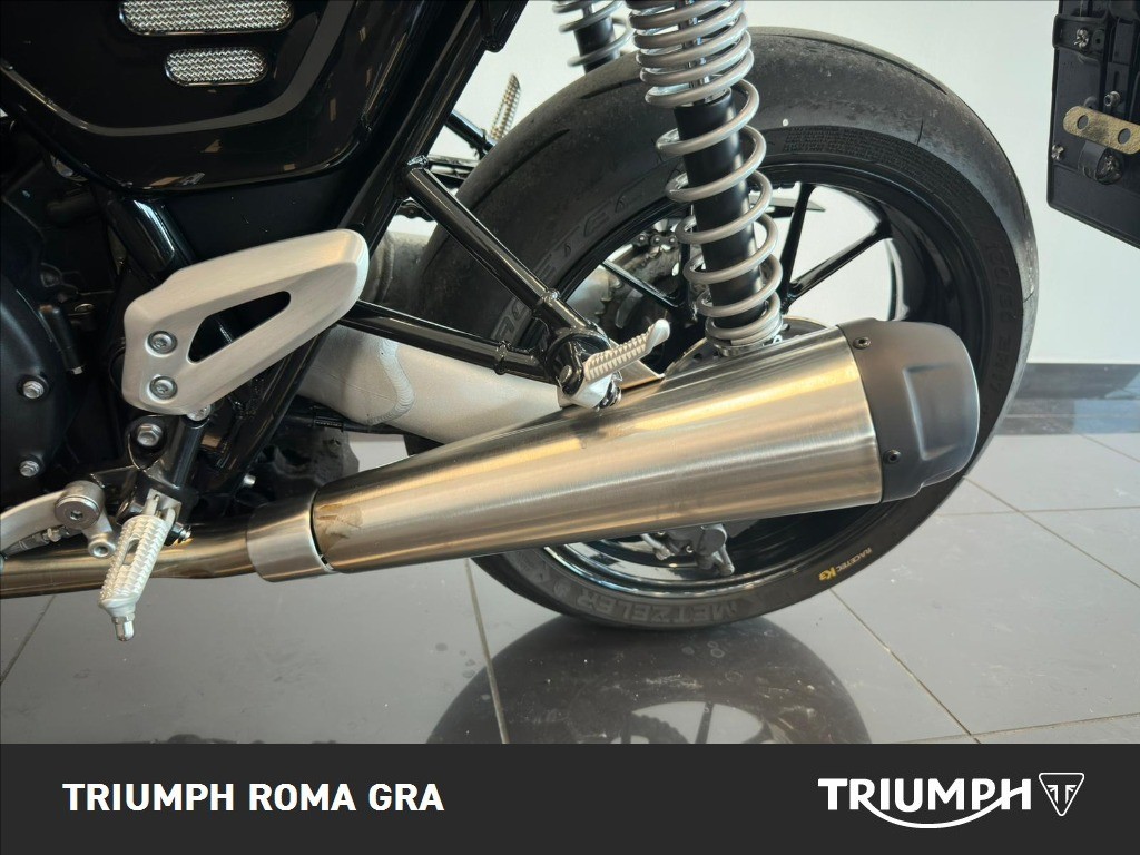 TRIUMPH Speed Twin 1200 Stealth Edition Abs