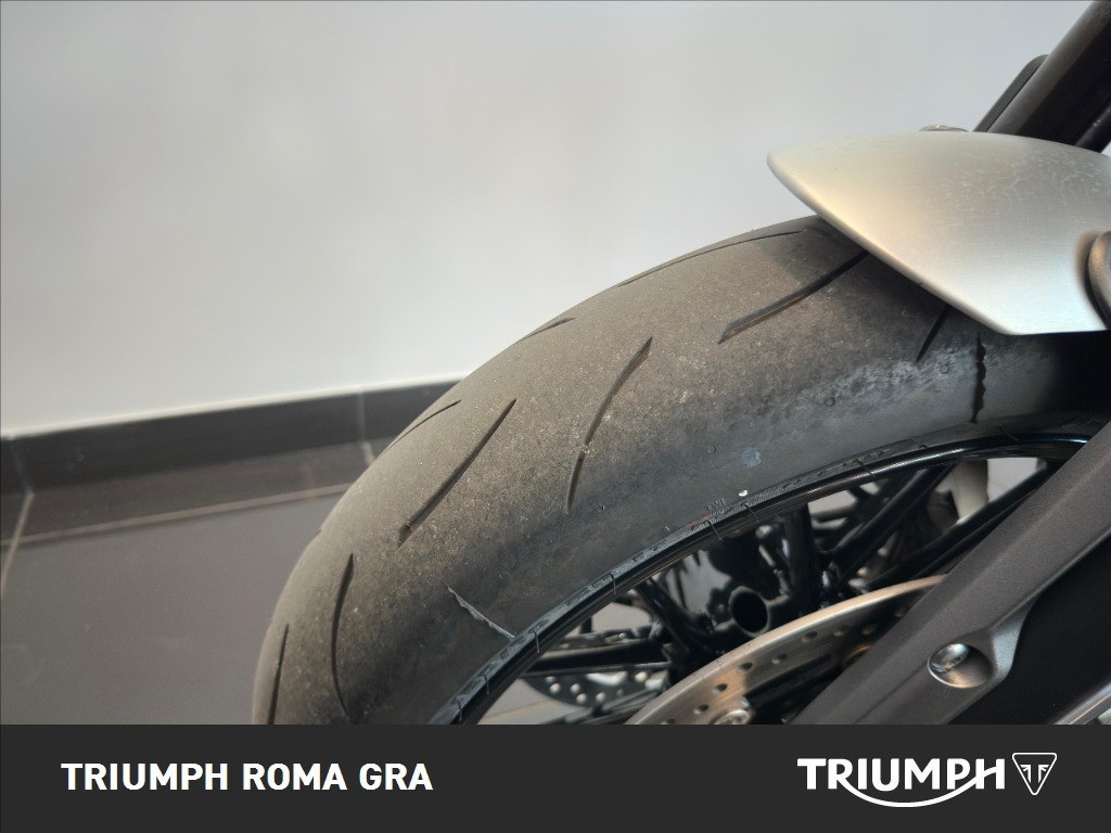 TRIUMPH Speed Twin 1200 Stealth Edition Abs