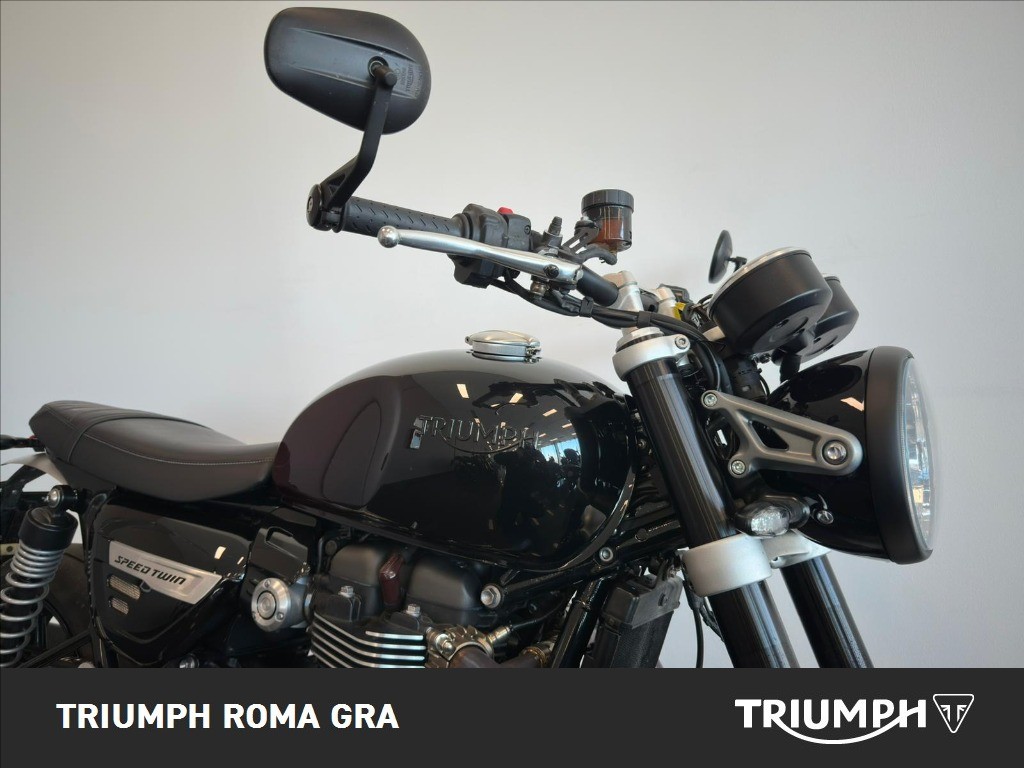 TRIUMPH Speed Twin 1200 Stealth Edition Abs