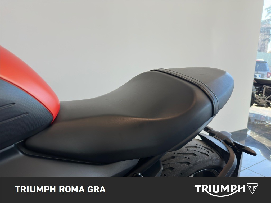 TRIUMPH Trident 660 Abs