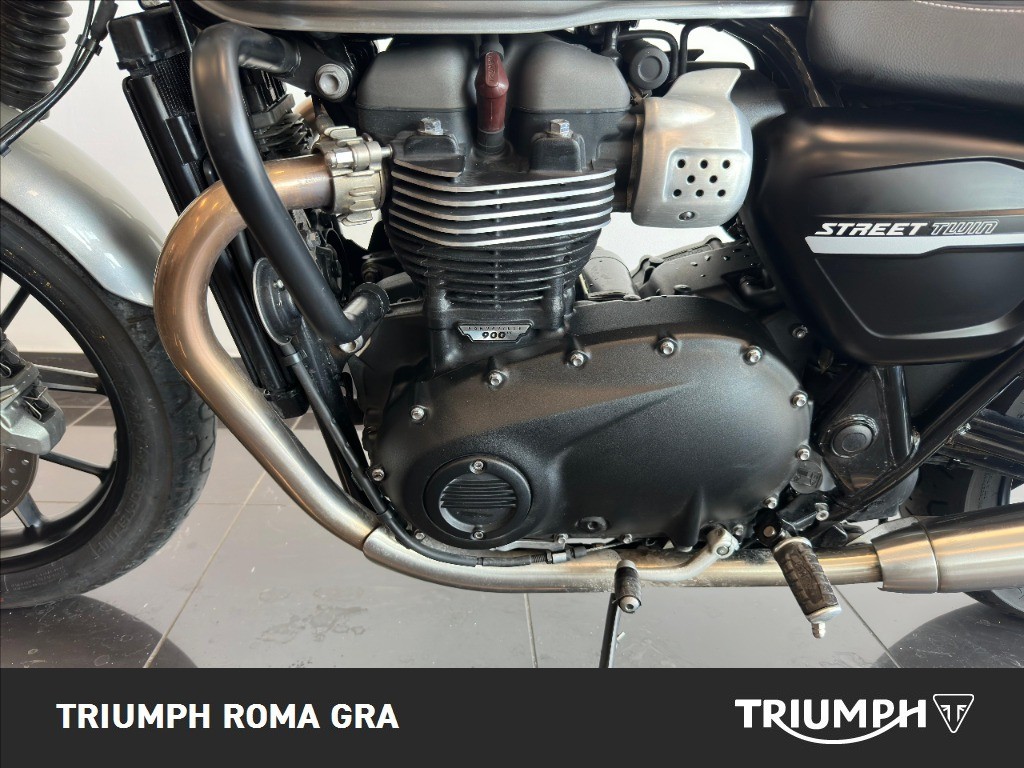 TRIUMPH Street Twin 900 