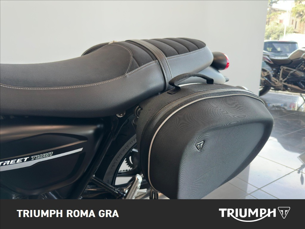 TRIUMPH Street Twin 900 