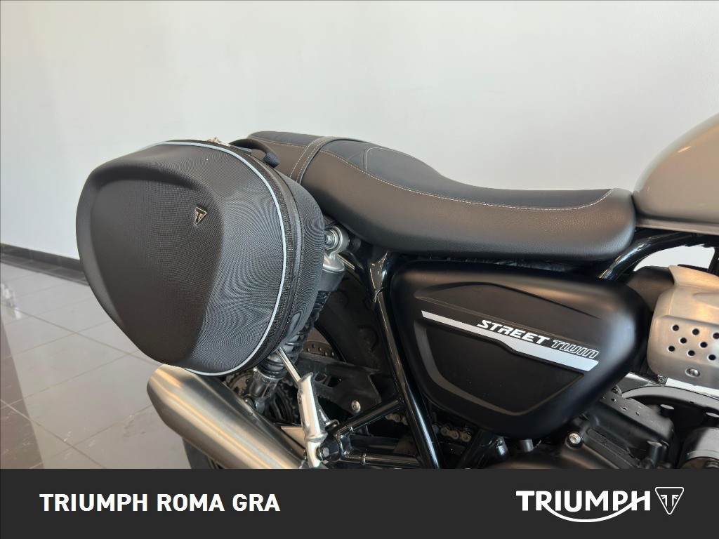 TRIUMPH Street Twin 900 