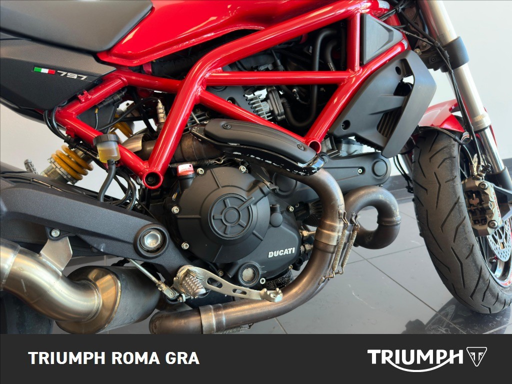 DUCATI Monster 797 plus Red