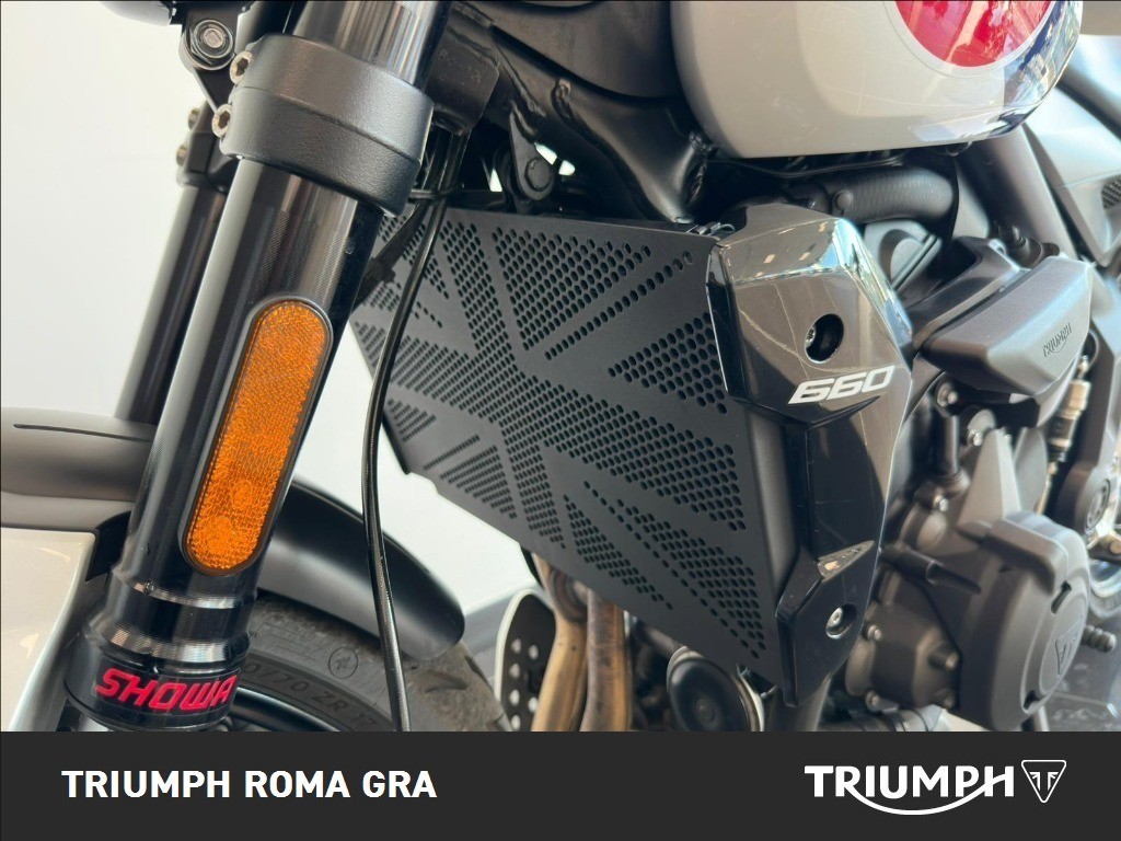 TRIUMPH Trident 660 Triple Tribute Abs