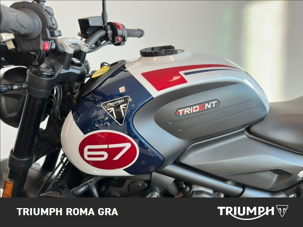TRIUMPH Trident 660 Triple Tribute Abs