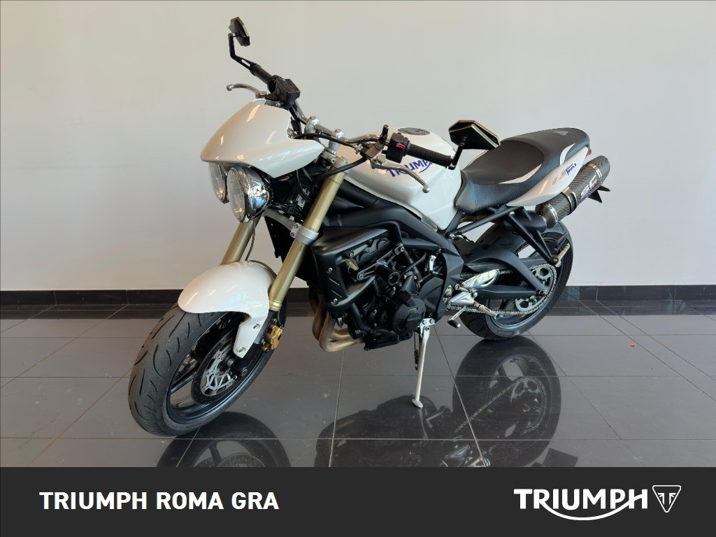 TRIUMPH Street Triple 675 