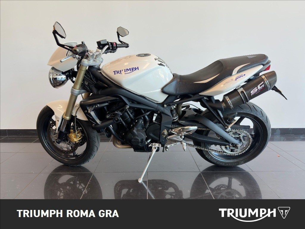 TRIUMPH Street Triple 675 