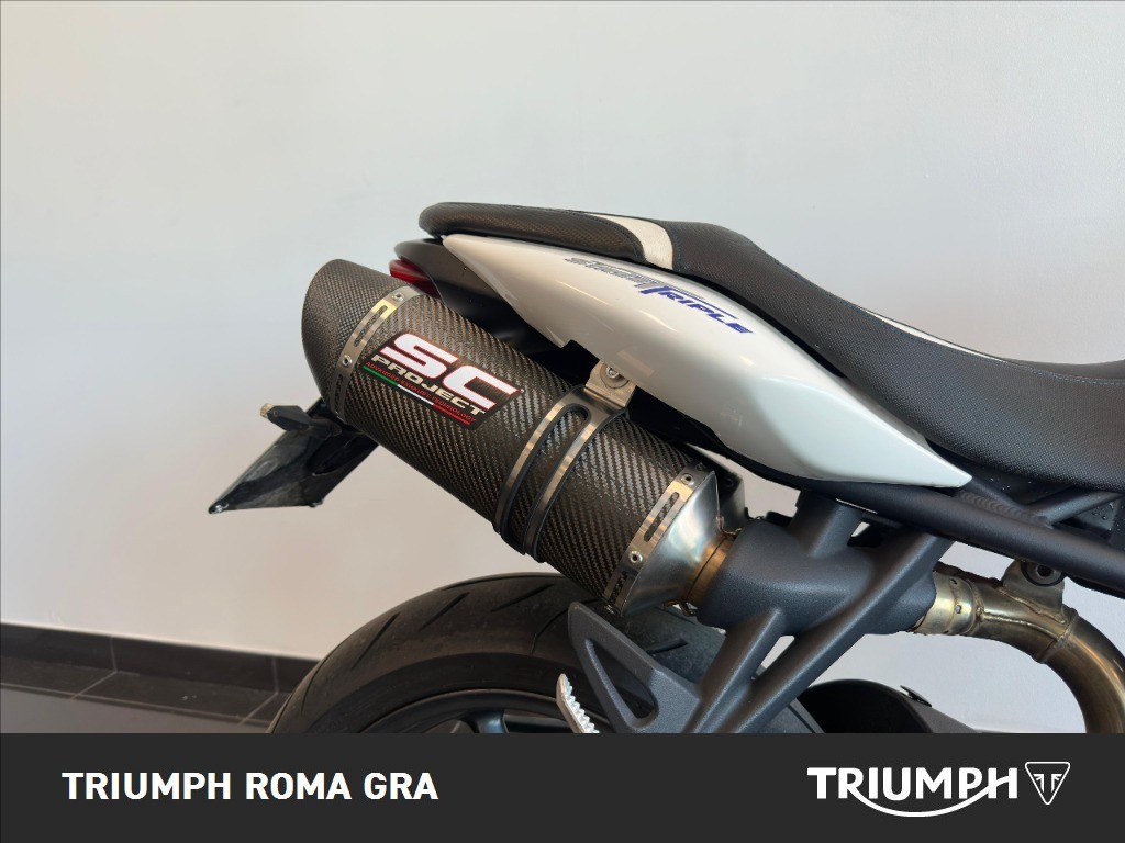 TRIUMPH Street Triple 675 