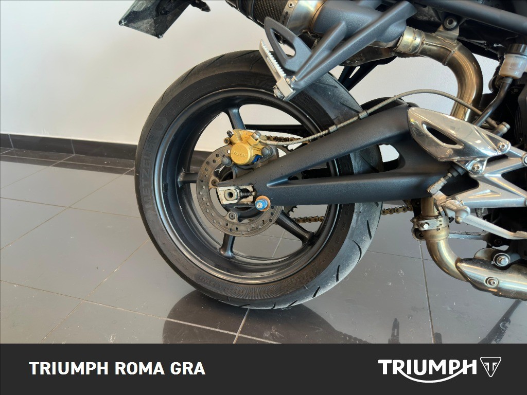 TRIUMPH Street Triple 675 