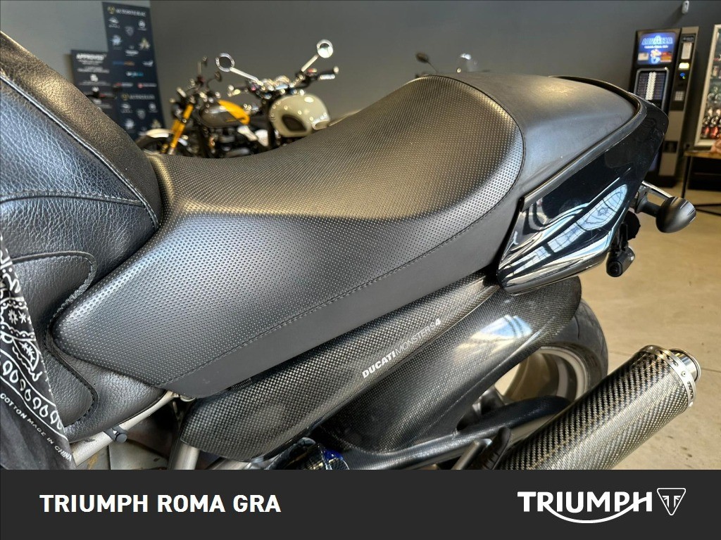 DUCATI Monster 900 S4