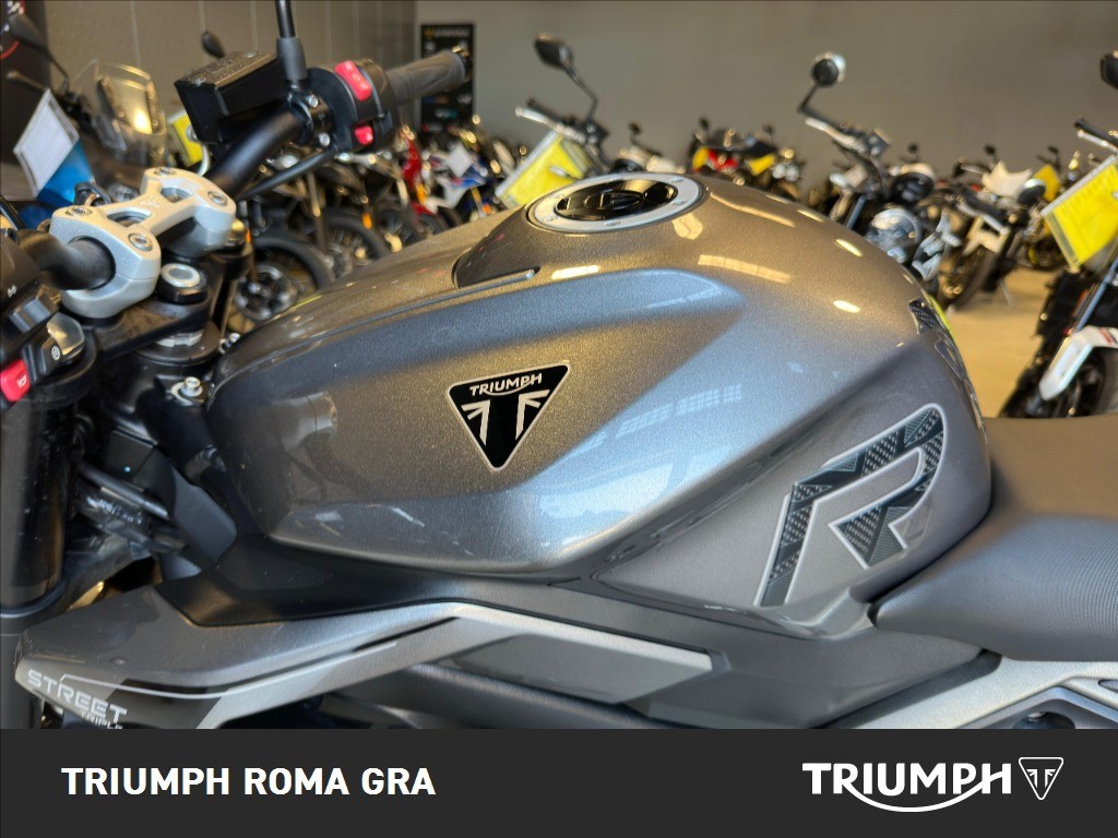 TRIUMPH Street Triple 765 R