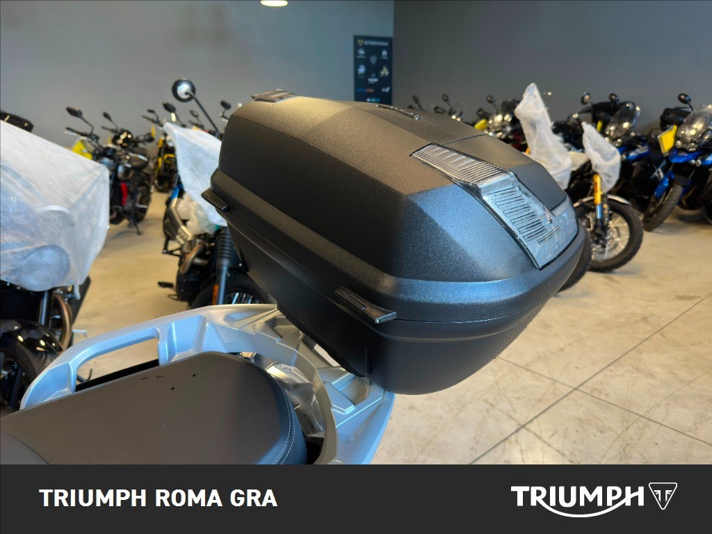 BMW C 400 GT Triple Black Abs