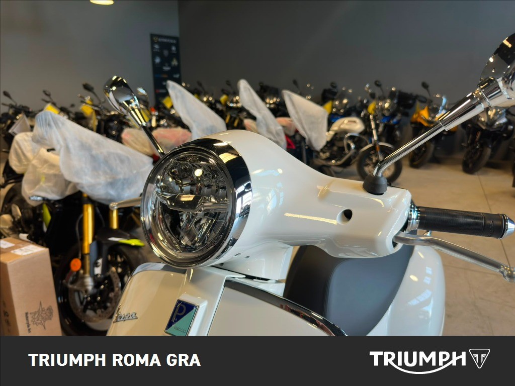 VESPA Vespa GTS 300 hpe Super Abs