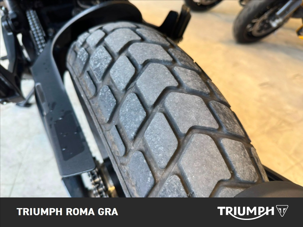 MOTO MORINI Seiemmezzo SCR 650 Abs