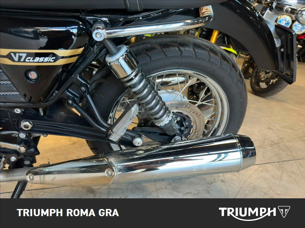 MOTO GUZZI V7 750 Classic