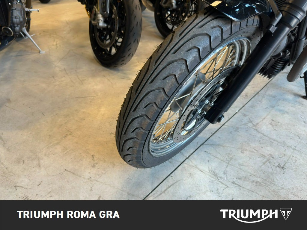 MOTO GUZZI V7 750 Classic