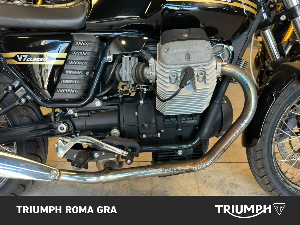 MOTO GUZZI V7 750 Classic