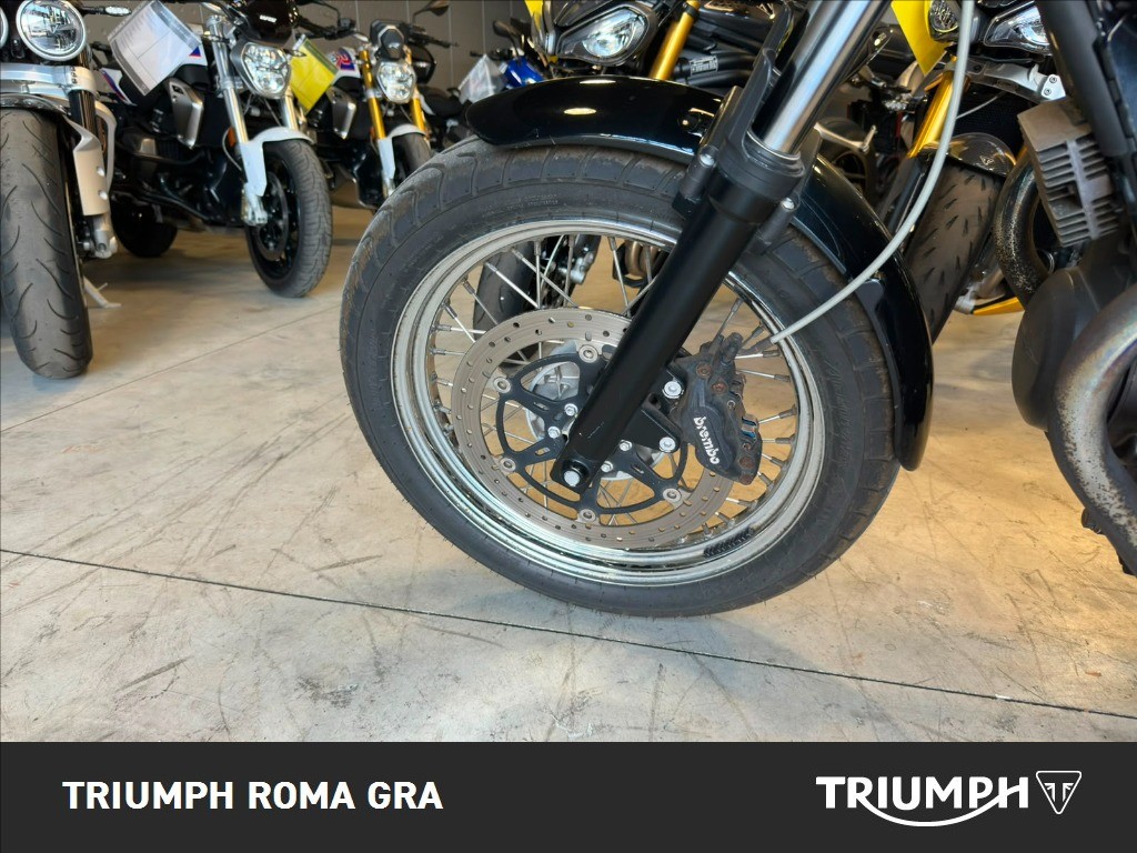 MOTO GUZZI V7 750 Classic
