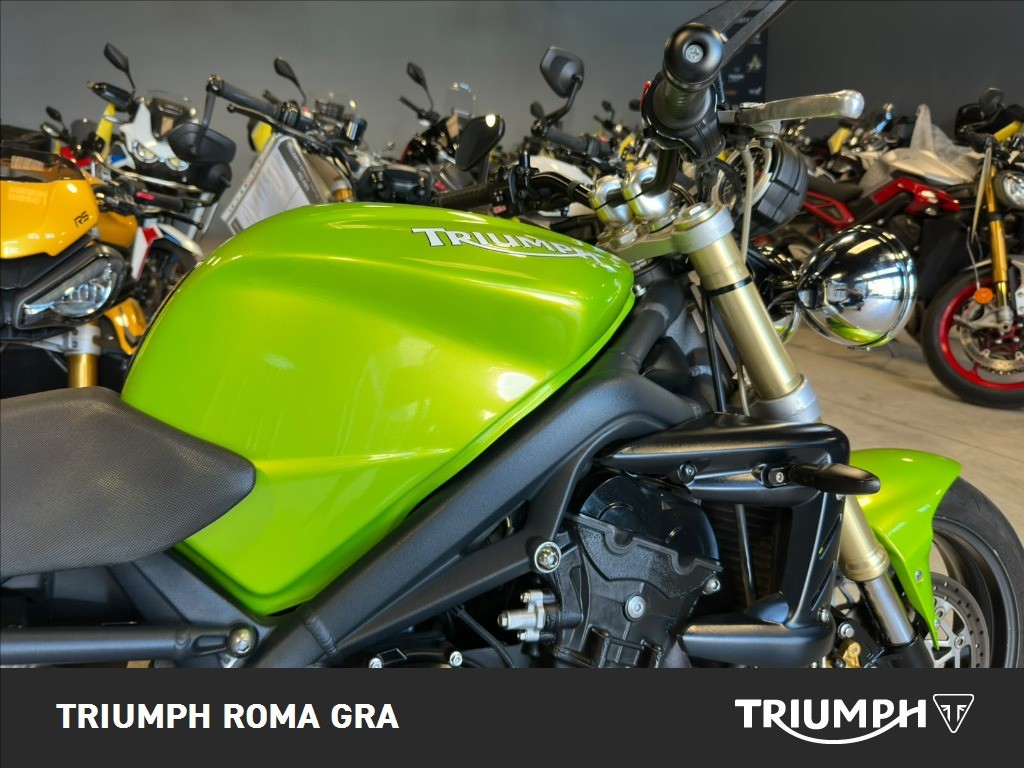 TRIUMPH Street Triple 675 