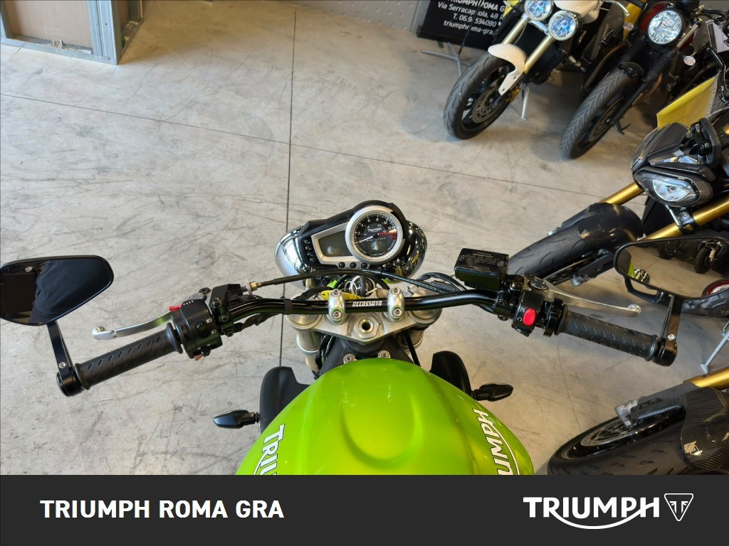 TRIUMPH Street Triple 675 