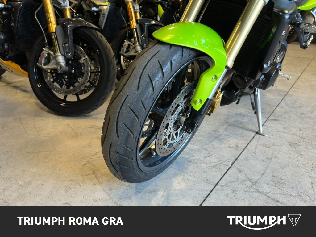 TRIUMPH Street Triple 675 
