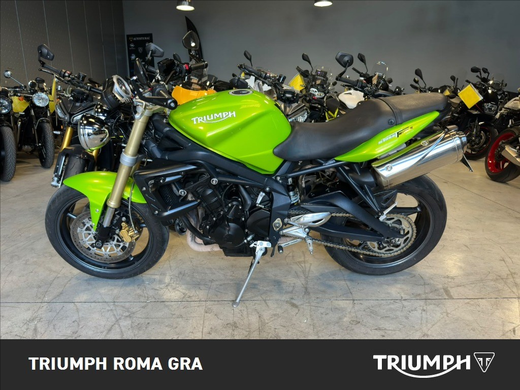 TRIUMPH Street Triple 675 