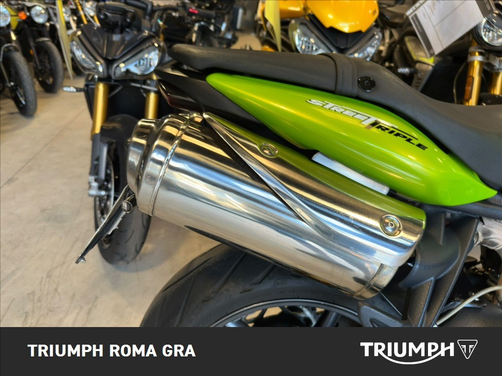TRIUMPH Street Triple 675 