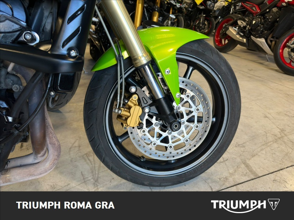 TRIUMPH Street Triple 675 
