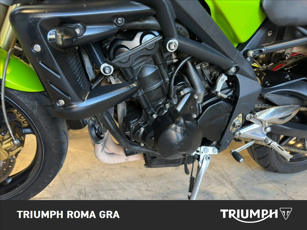 TRIUMPH Street Triple 675 