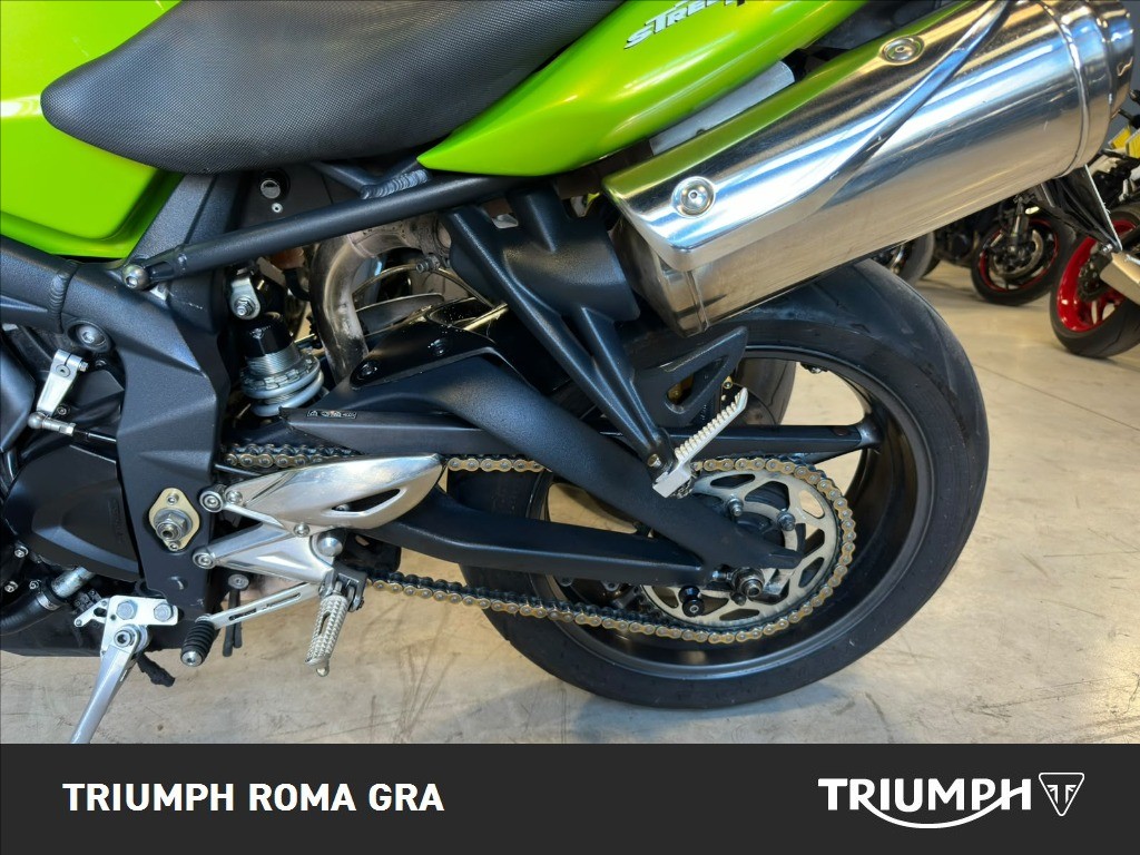 TRIUMPH Street Triple 675 