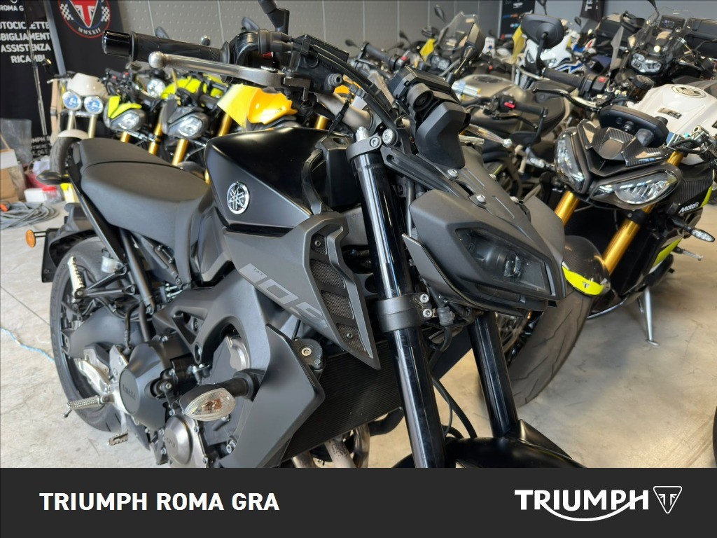 YAMAHA MT-09 850 Abs