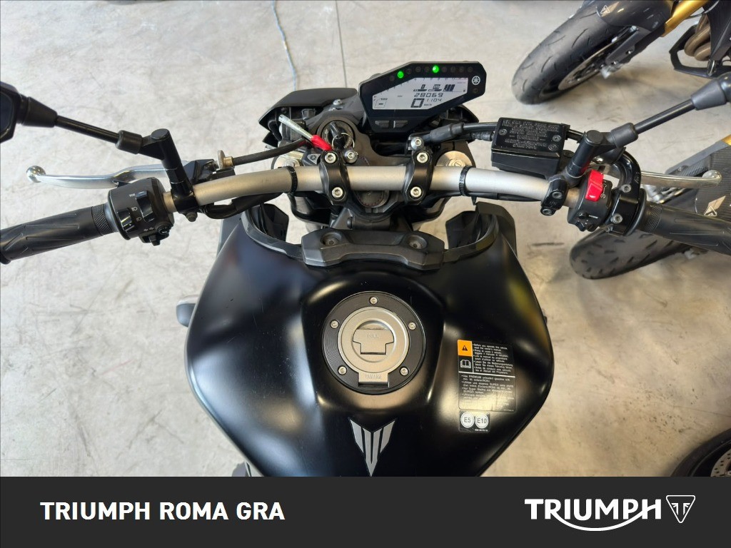 YAMAHA MT-09 850 Abs