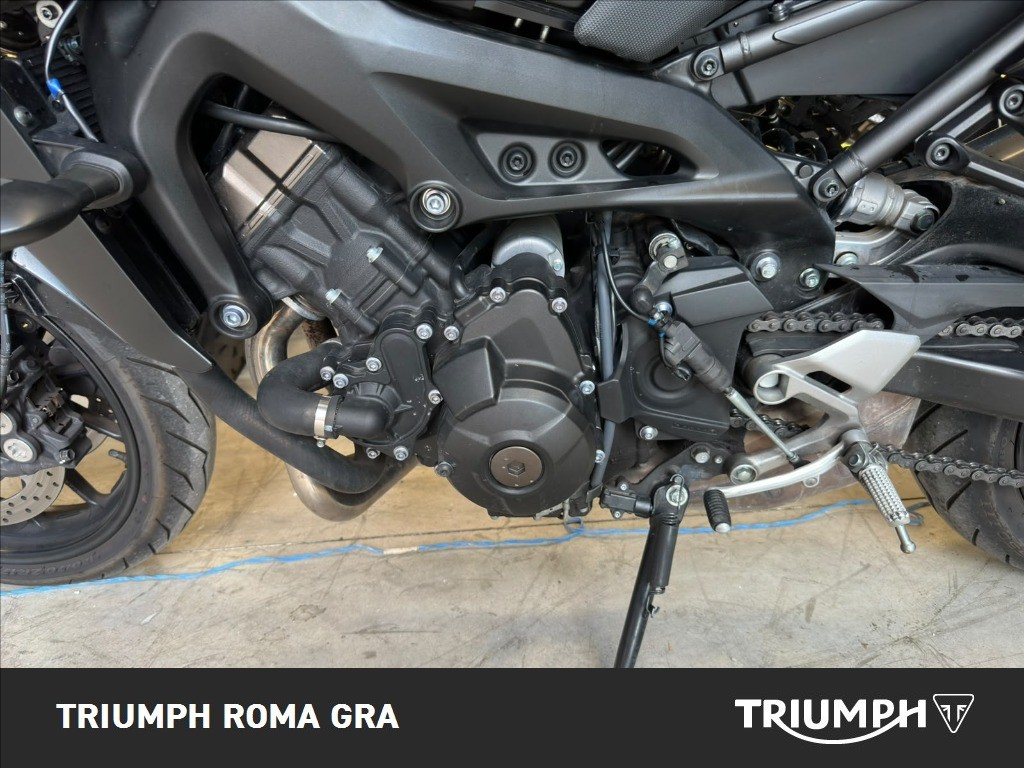 YAMAHA MT-09 850 Abs