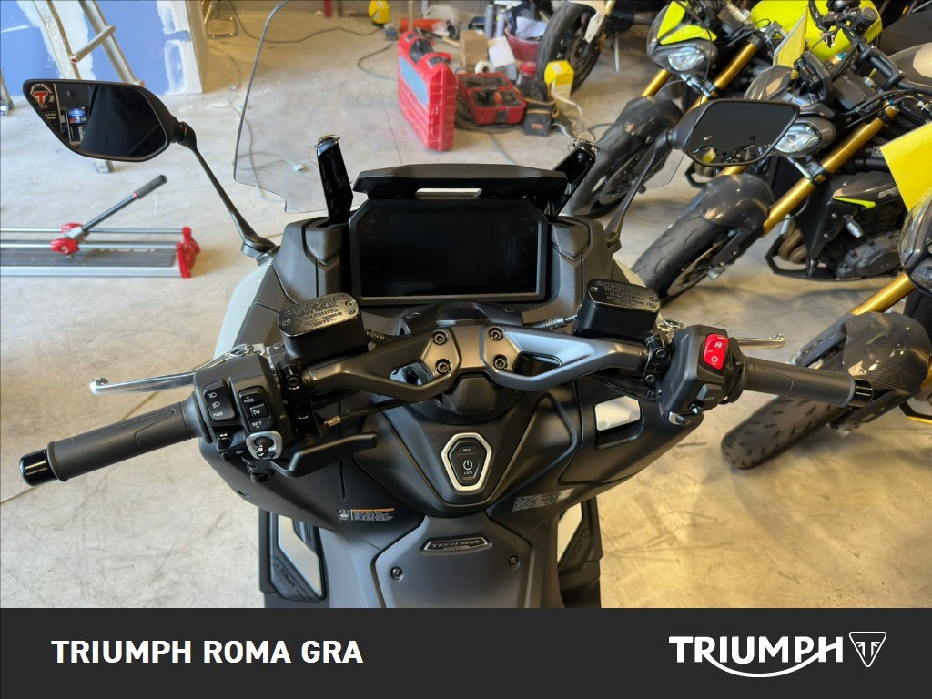 YAMAHA T-Max 560 Tech Abs