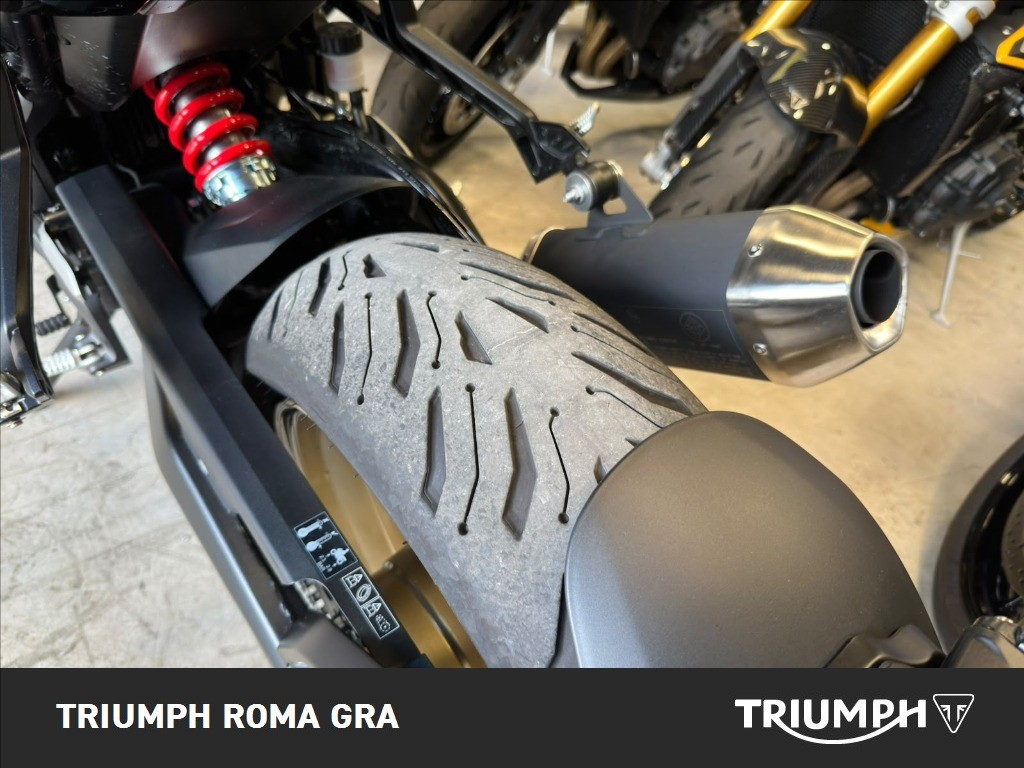 TRIUMPH Trident 800 Jet Black Abs