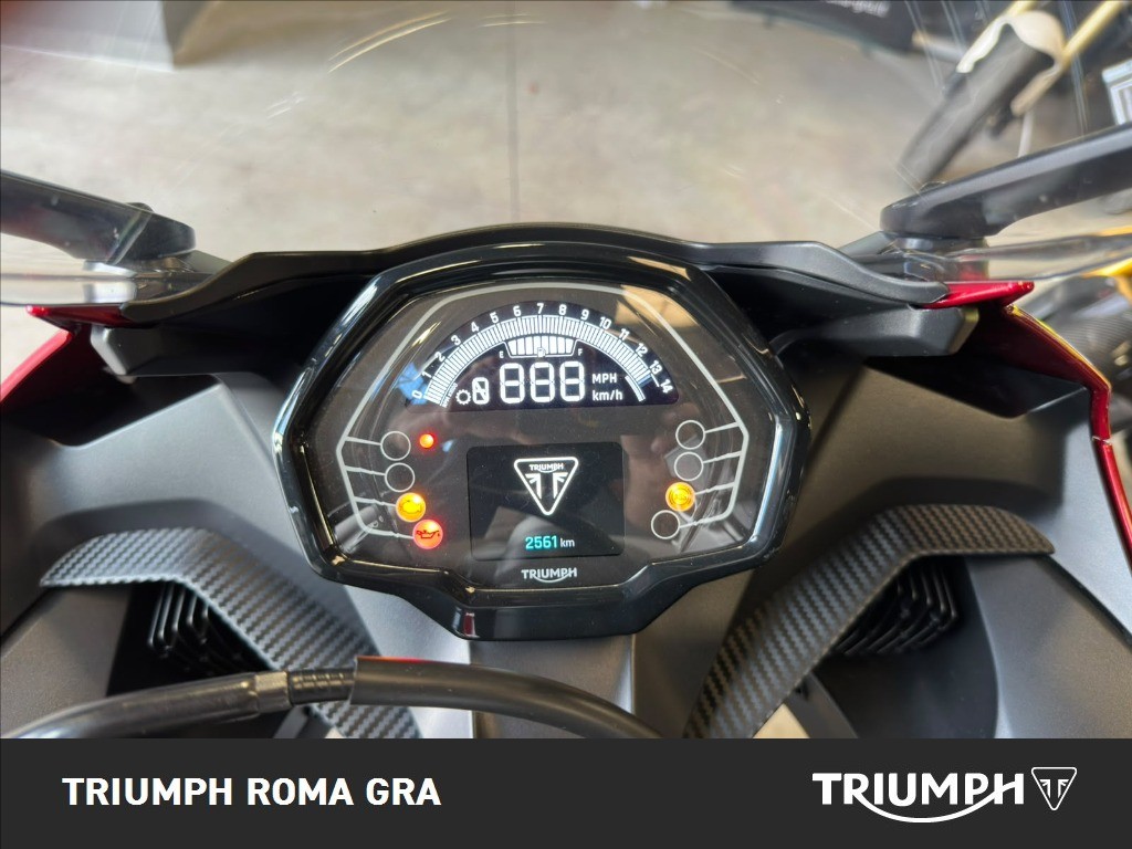 TRIUMPH Daytona 660 Abs