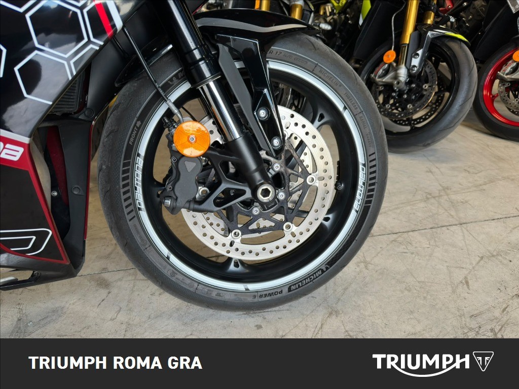 TRIUMPH Daytona 660 Abs